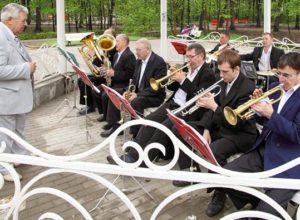 Репертуар. В парке проходят выступления симфонических оркестров. Фото: mos.ru