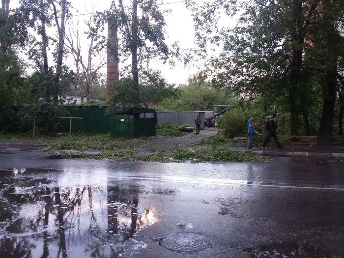 В Москве прошел разрушительный ураган, фото
