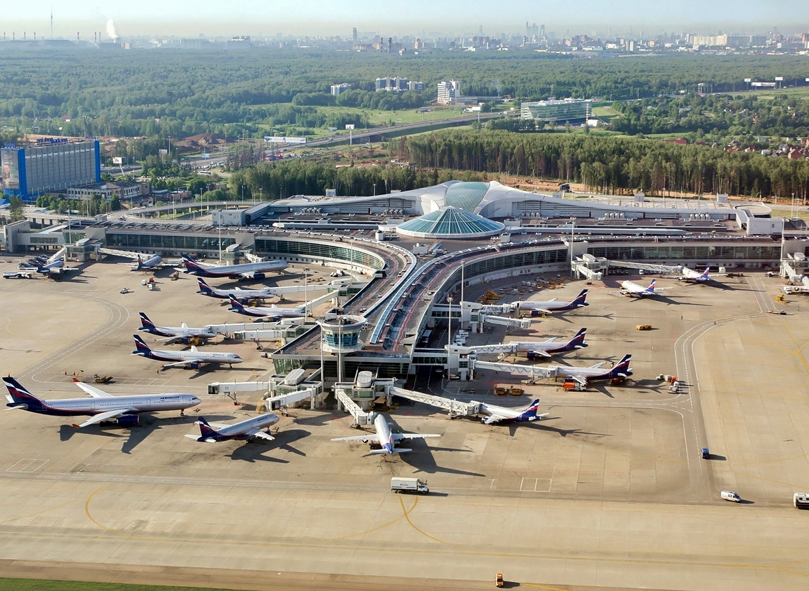 В аэропортах Москвы‍ отменены и задержаны около 30 рейсов, фото