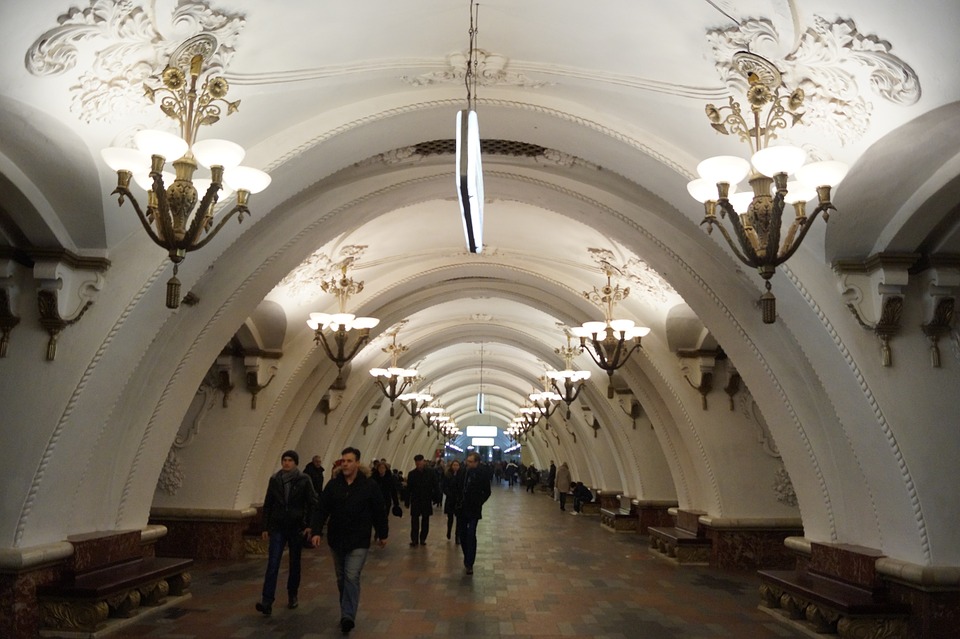 В Московском метро выросло‍ число платежеспособных пассажиров, фото
