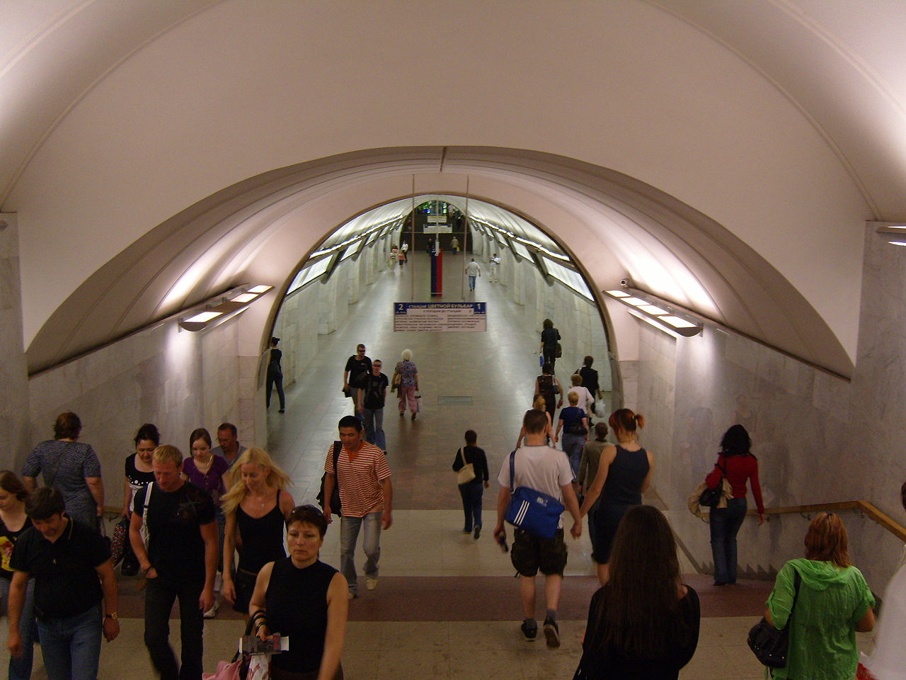 В московском метро начали тестировать систему распознавания лиц, фото