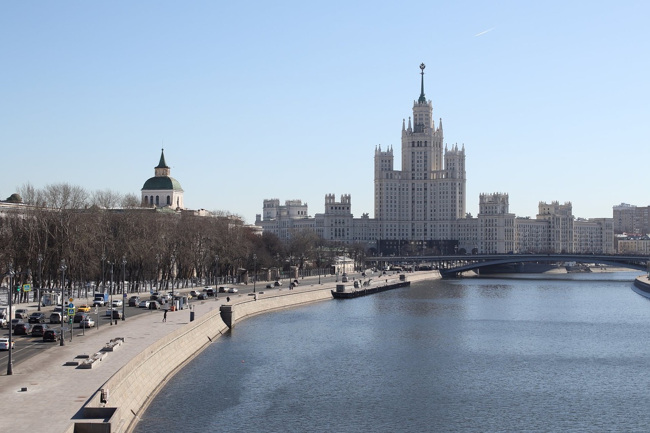 Синоптики назвали 2 апреля самым теплым днем в Москве с начала года, фото