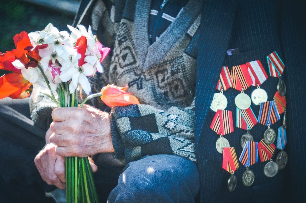 К 77-й годовщине Битвы за Москву выплаты получат более 11 тыс ветеранов, фото