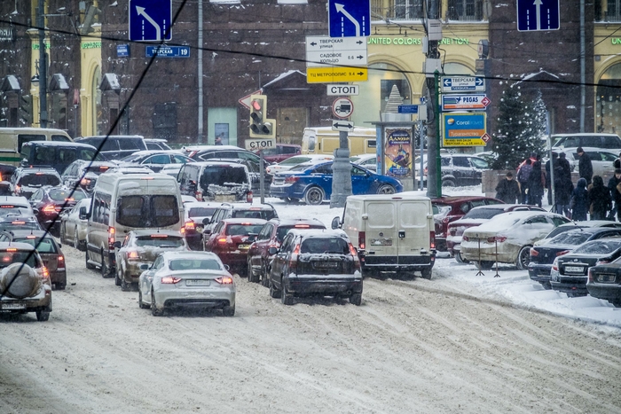 Пик загруженности дорог в Москве придется на 26 декабря, фото