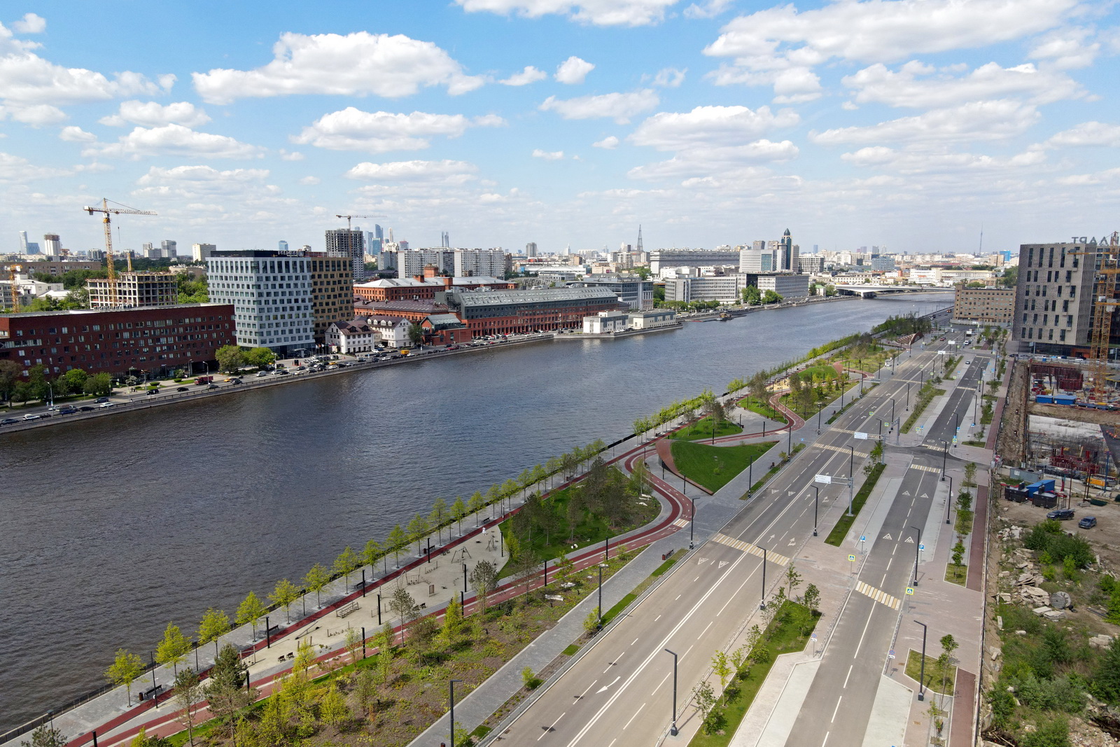 Андрей Бочкарёв: На ЗИЛе возводится последняя опора нового моста через Москву-реку, фото