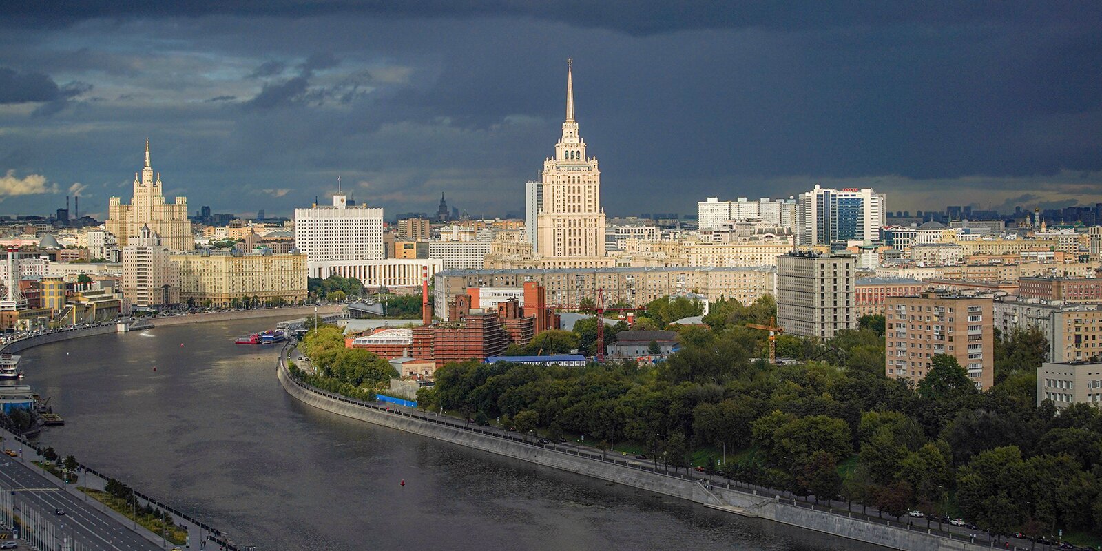 Грозы и до +25 градусов ожидаются в Москве 3 июня, фото