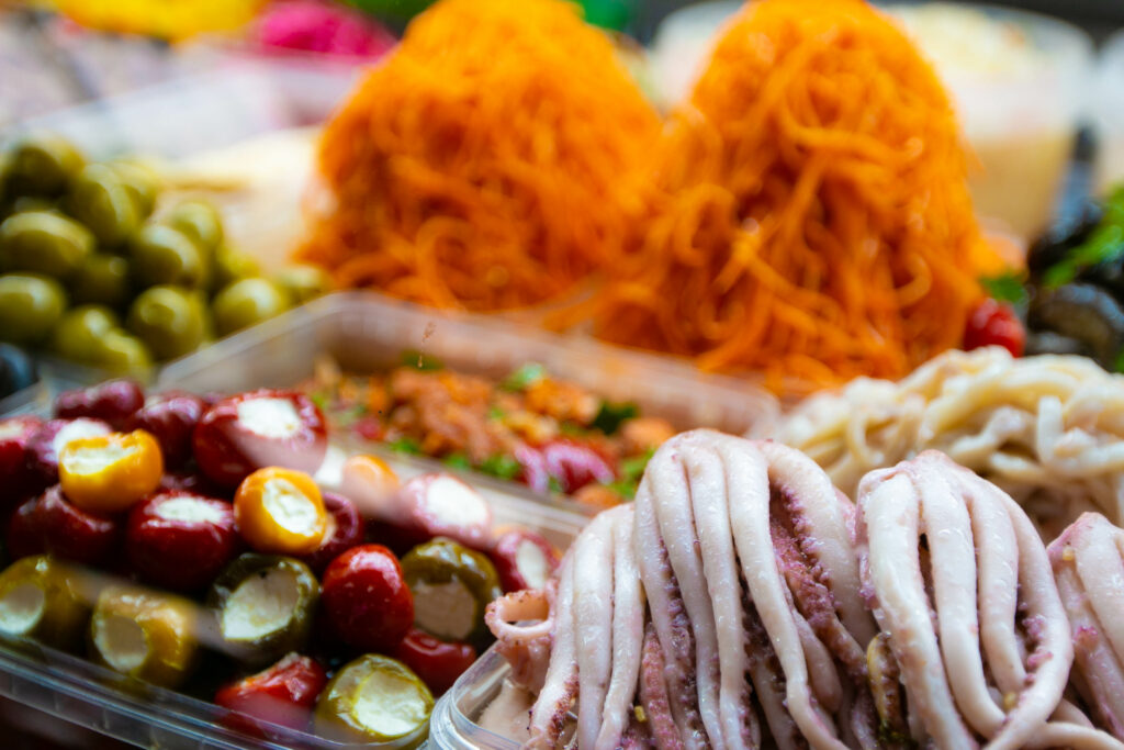 От нашего стола к вашему: свежие морепродукты и домашнее варенье на рынках Москвы   фото