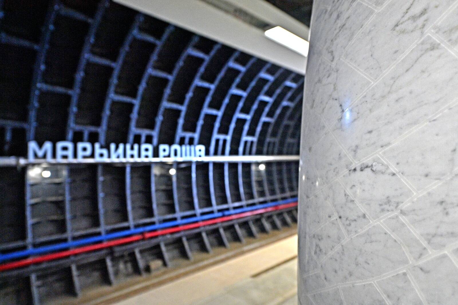 Эстетика фарфора в метро: отделка станции «Марьина роща» БКЛ завершается, фото